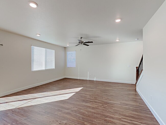 Building Photo - 6130 Schmidt Street