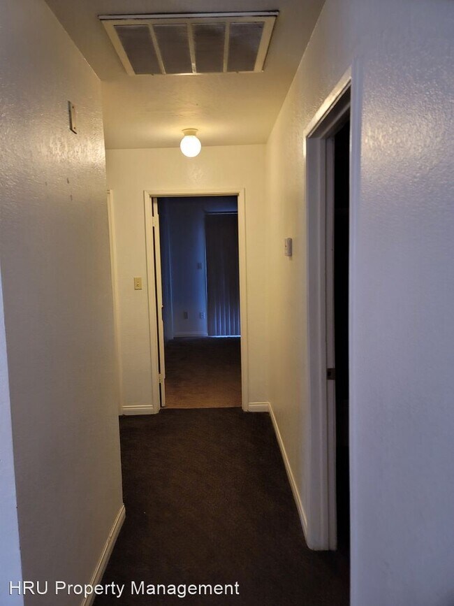 Building Photo - 2 br, 2 bath House - 1912 Ocean View Dr.