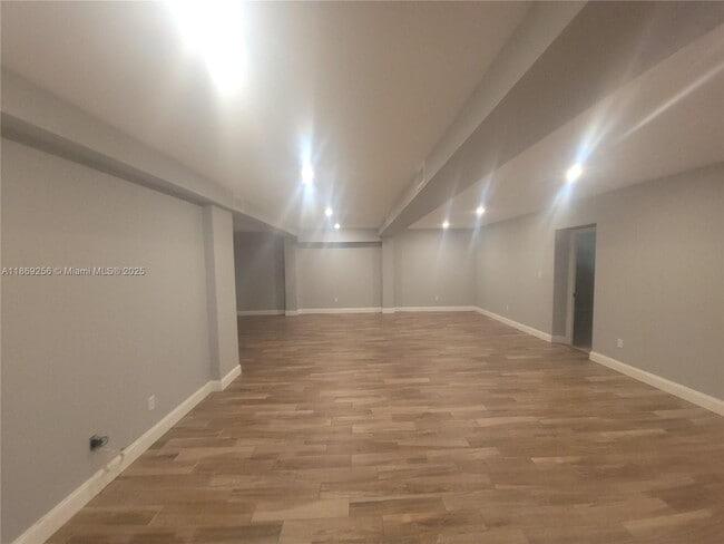 Foto del edificio - 15101 SW 27th St