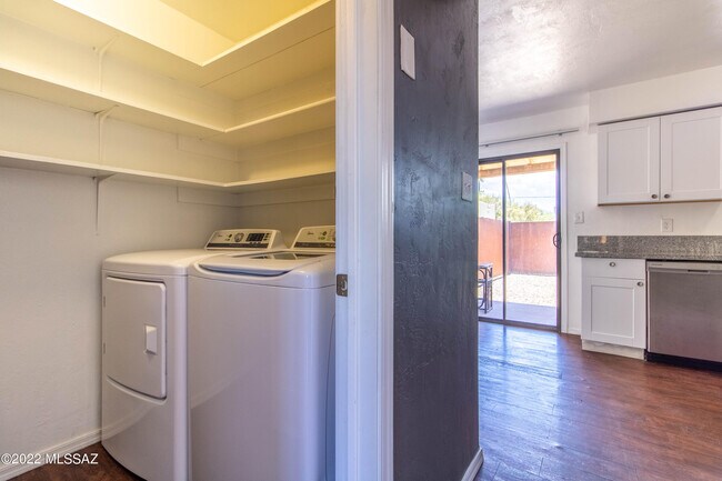 Foto del edificio - 2815 N Mountain Ave