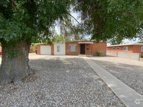 Building Photo - 4712 Palo Duro Ave NE