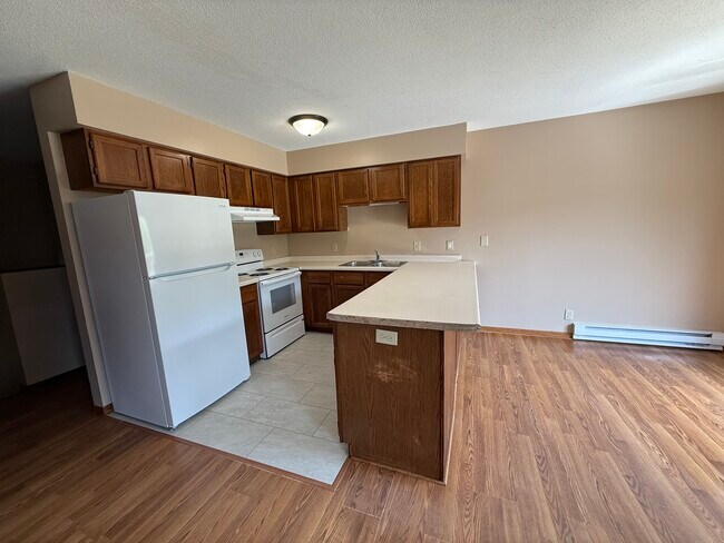 Foto del edificio - 624 Saxonwood Rd