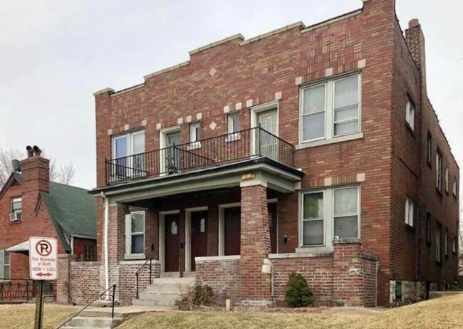 Building Photo - 3712 Winnebago St