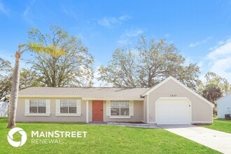 Building Photo - 3850 Pan American Blvd