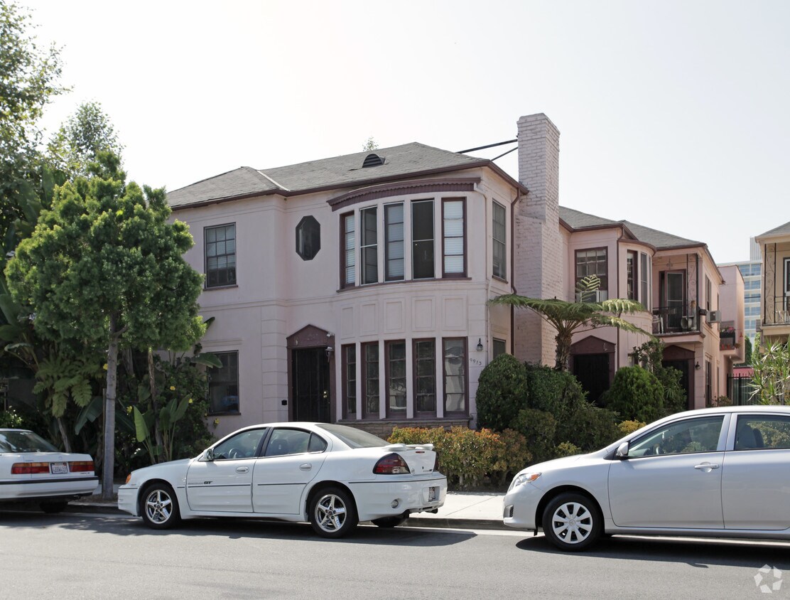 9913 Durant Dr, Beverly Hills, CA 90212 Apartments in Beverly Hills