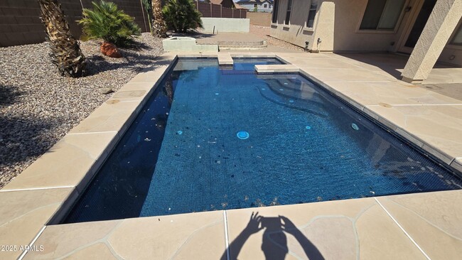 Building Photo - 15238 W Statler St