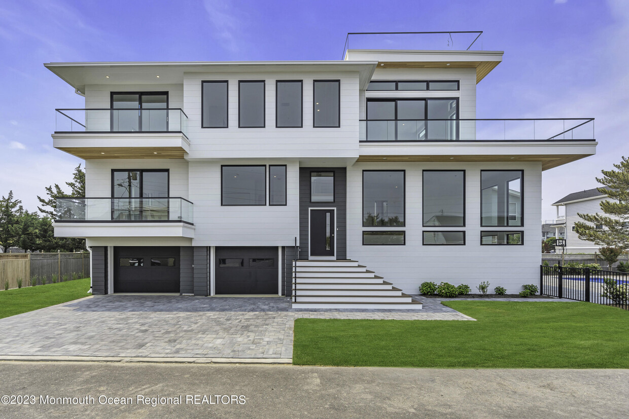 Foto principal - 9 Windward Rd