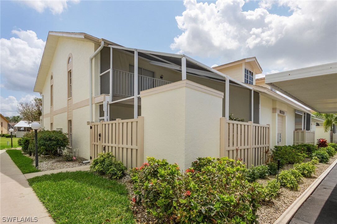 Foto principal - 6883 Pentland Way