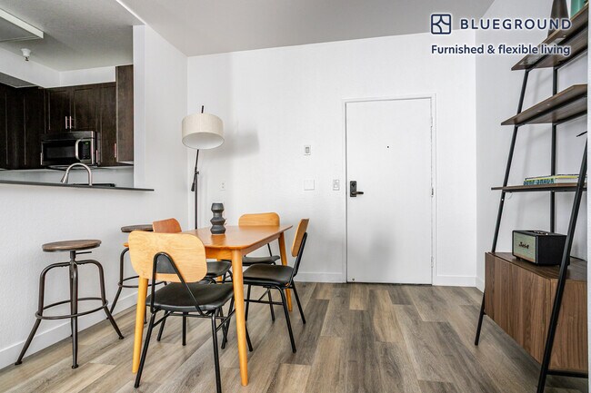 Foto del edificio - 630 Hauser Blvd