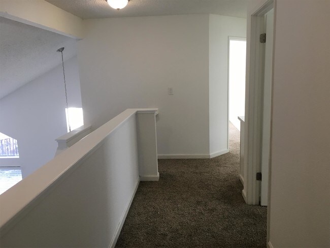 Foto del edificio - 4635 Fieldcrest Way