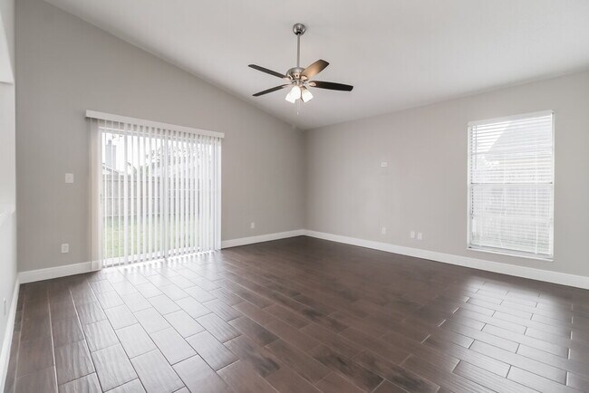 Building Photo - 1277 Rising Sun Blvd