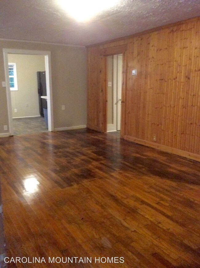 Building Photo - 3 br, 2 bath House - 133 Hill Street