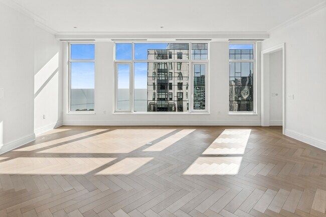Foto del edificio - 451 E Grand Ave
