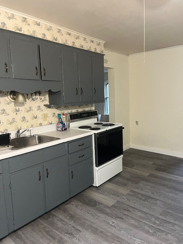 Foto del edificio - 17 Fonda Ave