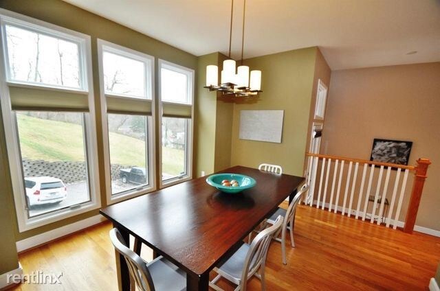 2 br, 2 bath - 752 Delta Ave # 11 - 2 br, 2 bath  - 752 Delta Ave # 11