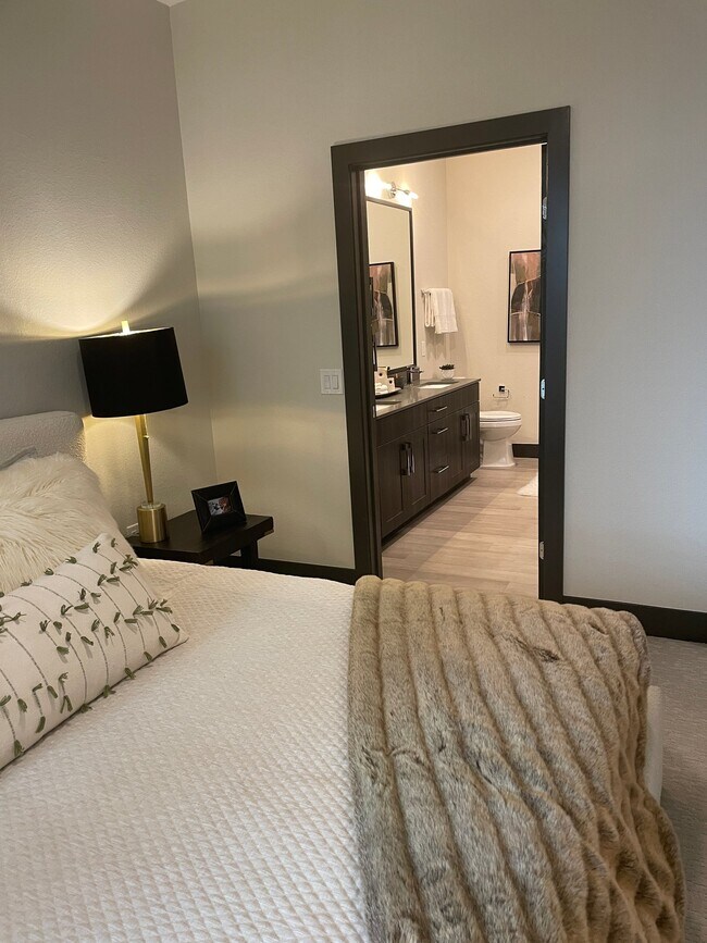 Photo - 2600 Wewatta Way Apartment