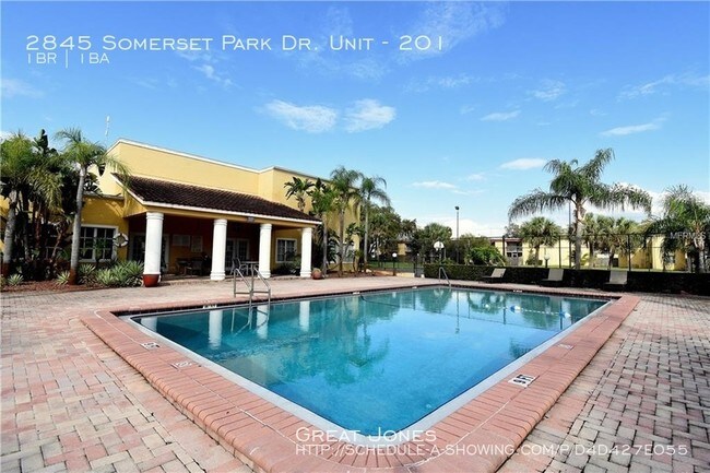 Building Photo - 2845 Somerset Park Dr