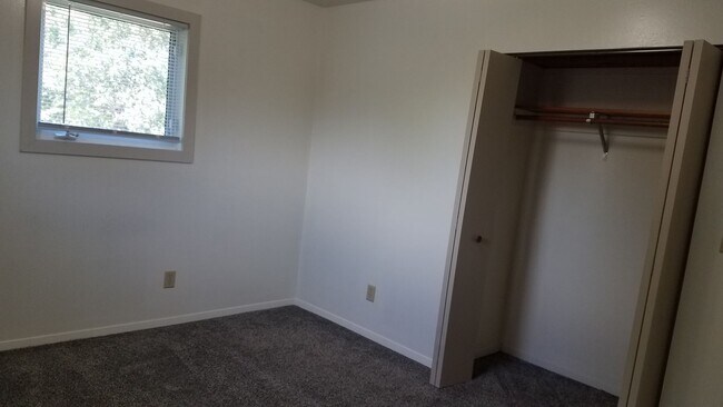 Foto del edificio - 320 7th St