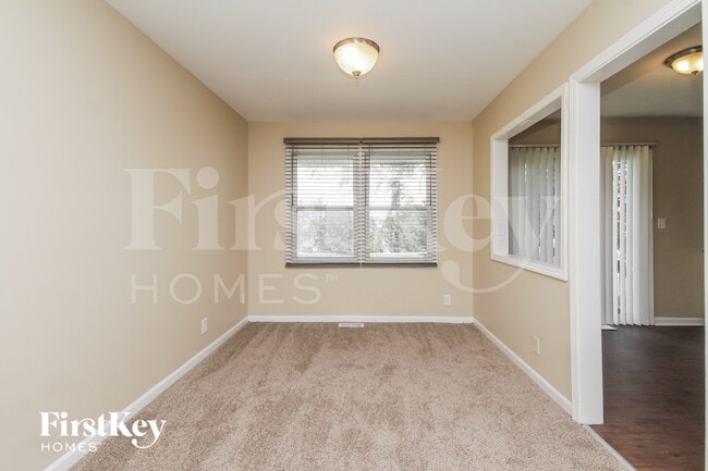 Building Photo - 1838 Ashwood Ln
