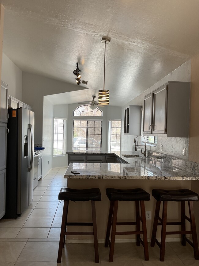 Building Photo - 3872 E Mountain Sky Ave