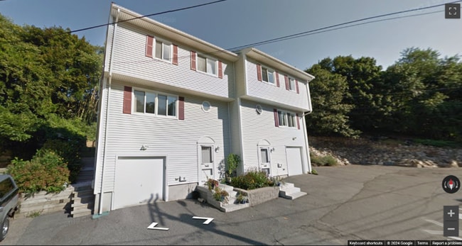 Photo - 24 Valley Rd Townhome