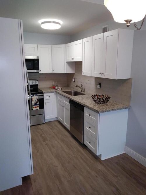 Building Photo - 636 NW 13th St