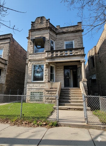 Building Photo - 1644 S Millard Ave