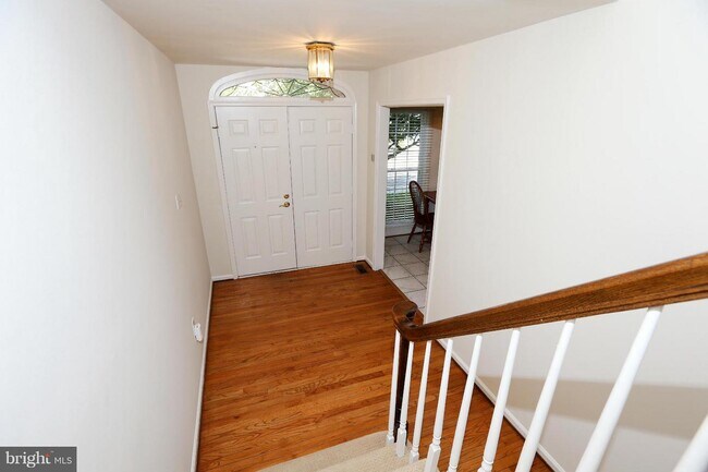 Building Photo - 7434 Crestberry Ln
