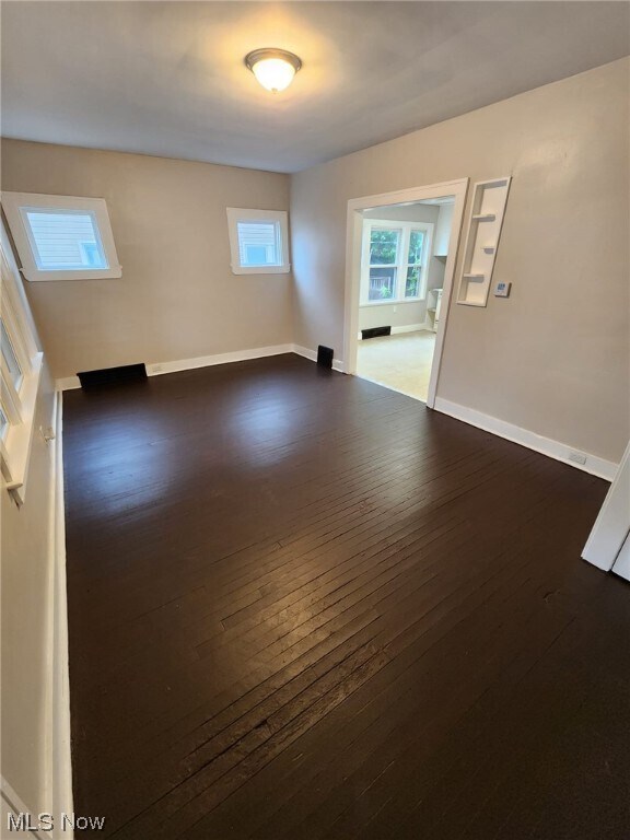 2200 W 104th St Unit Lower, Cleveland, OH 44102 Apartment for Rent in