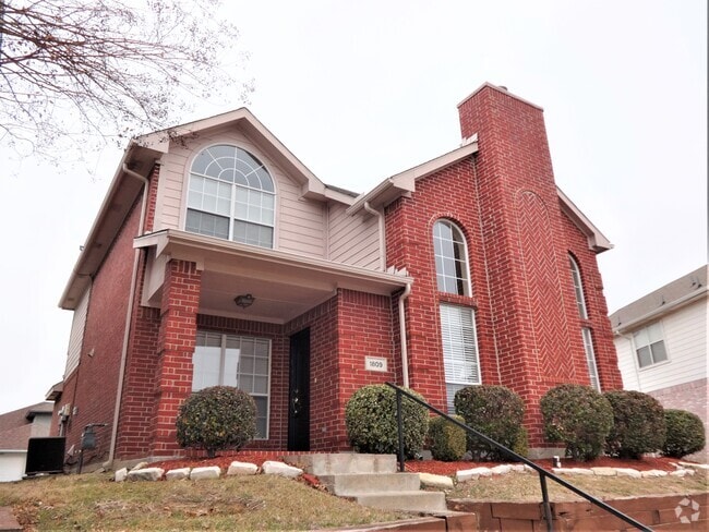 Building Photo - 1809 Mapleleaf Dr