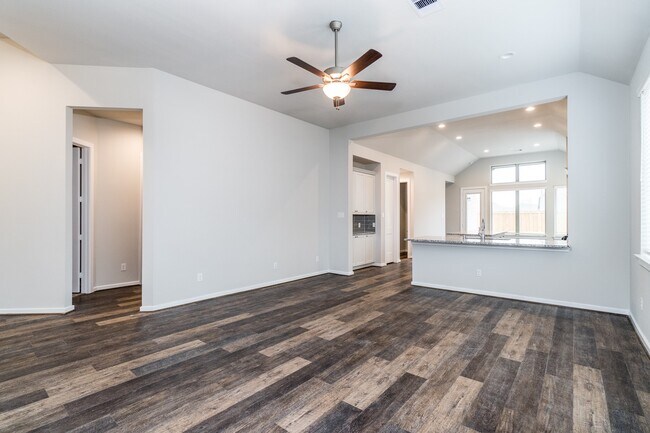 Foto del edificio - 27054 Golden Knoll Dr