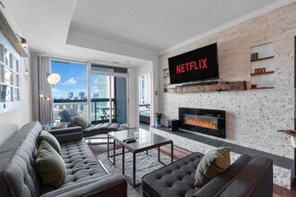 Building Photo - 231 Angelique St