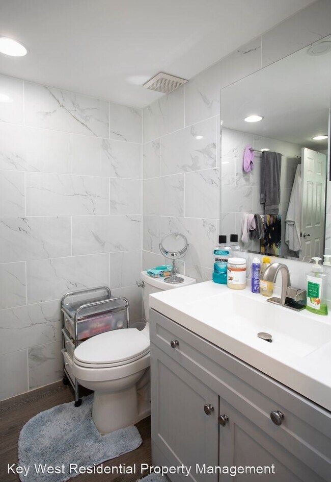 Building Photo - 2 br, 1.5 bath House - 3314 Northside Driv...