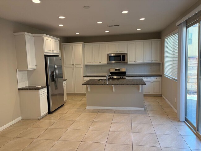 Building Photo - 952 Sea Glass Wy