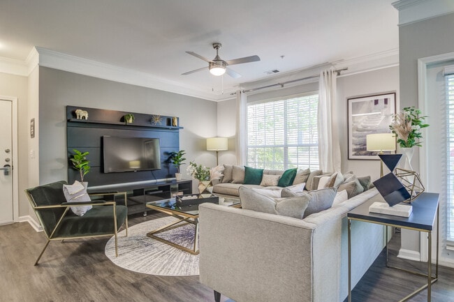 Building Photo - IMT Stoneleigh at Deerfield