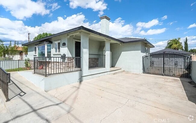Building Photo - 2146 S Towne Ave