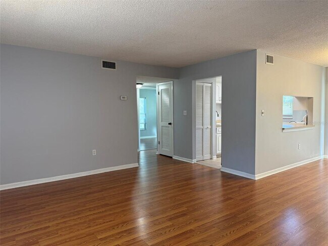 Foto del edificio - 2409 SE 15th Ave
