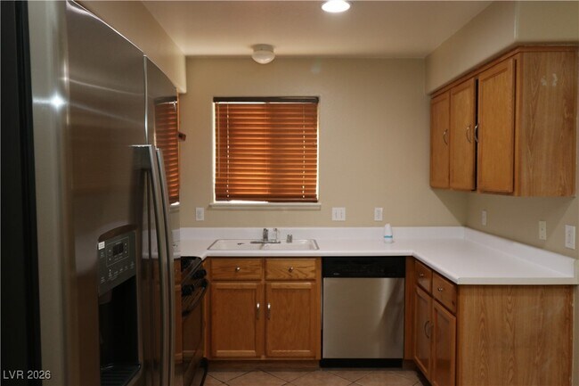 Foto del edificio - 741 Spotted Eagle St