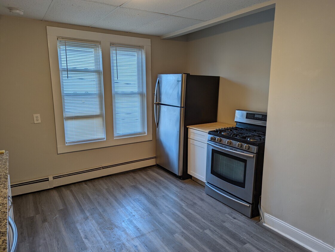 Kitchen - 64 Pleasant St