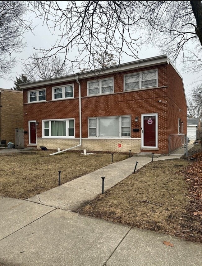 Building Photo - 143 Hayes Ave
