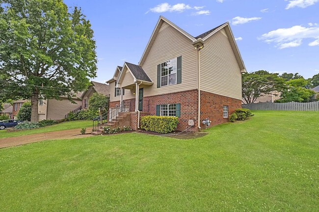 Building Photo - Fabulous Bradford Hills 3BR Home