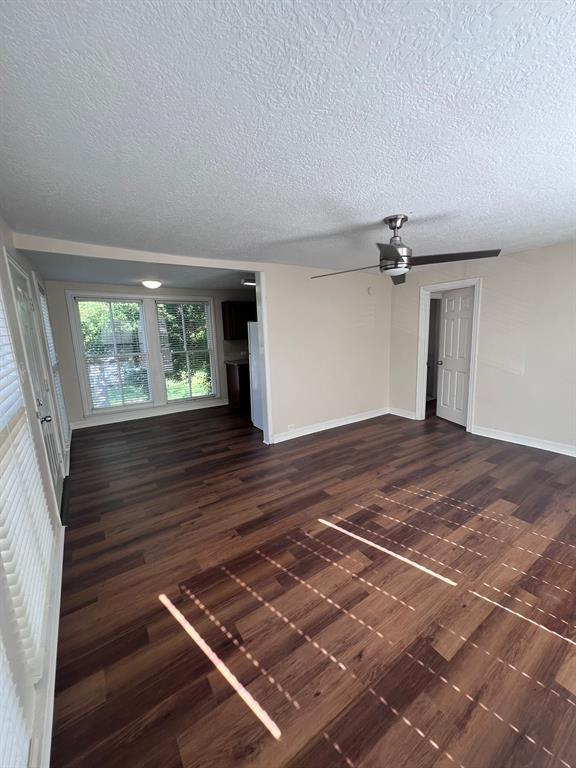 Foto del edificio - 5606 Robertson St