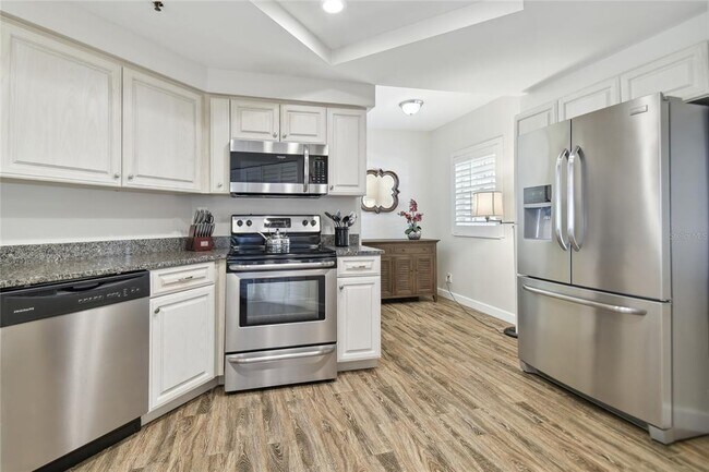 Foto del edificio - 1002 S Harbour Island Blvd