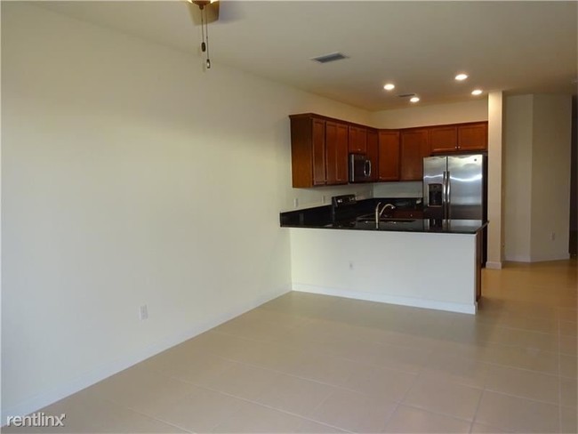 Building Photo - 6947 Halton Park Ln