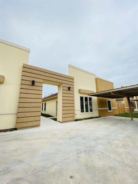 Foto principal - 2115 Garden Ridge Dr