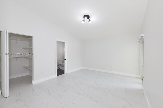 Foto del edificio - 14947 SW 36th Terrace