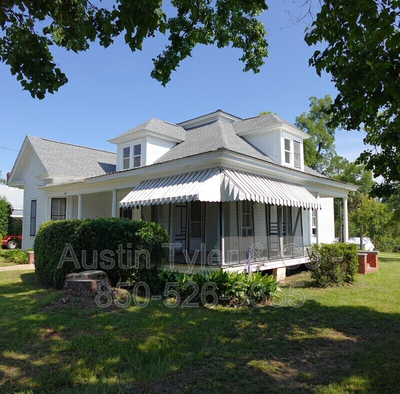 4386 Clinton St, Marianna, FL 32446 House Rental in Marianna, FL