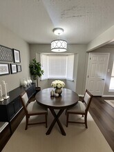 Building Photo - 22318 Meadowgate Dr