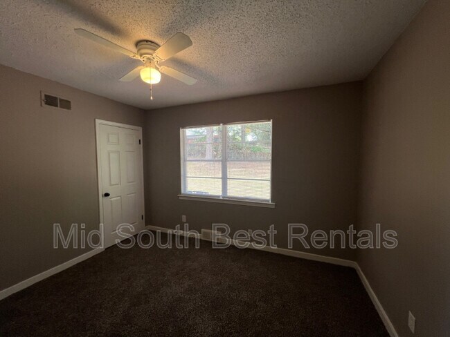 Foto del edificio - 1908 Kingsley Ave