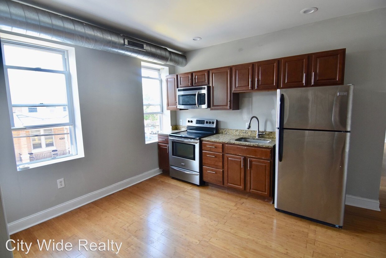 Foto principal - 2600 E Cumberland St
